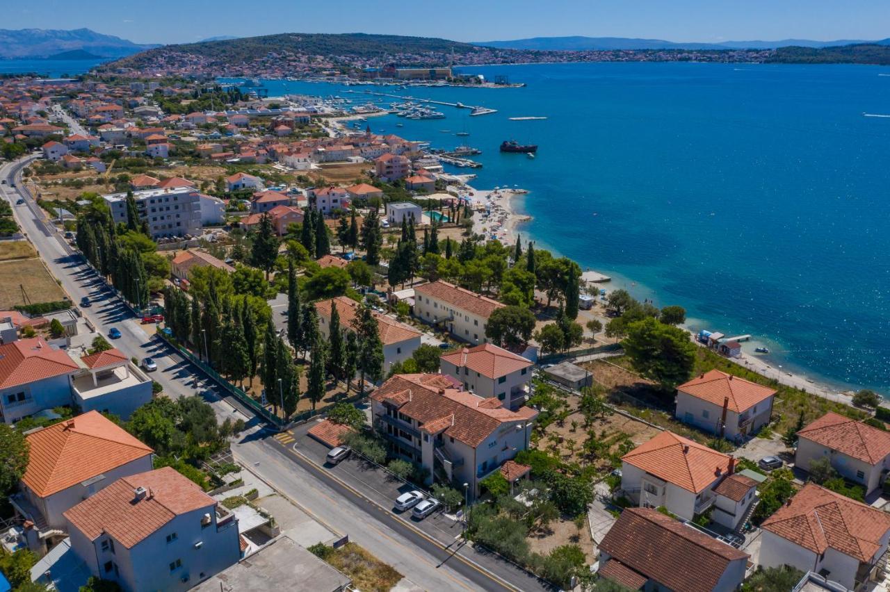 Mar Deluxe Apartments Trogir Luaran gambar