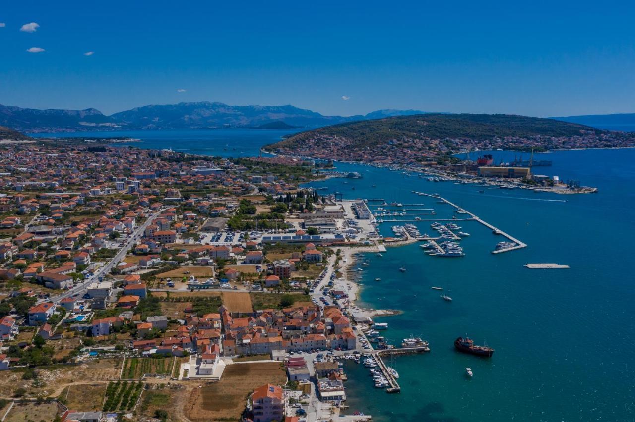 Mar Deluxe Apartments Trogir Luaran gambar
